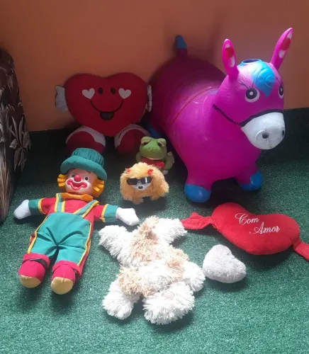 Lotinho de brinquedos + Cavalinho upa upa