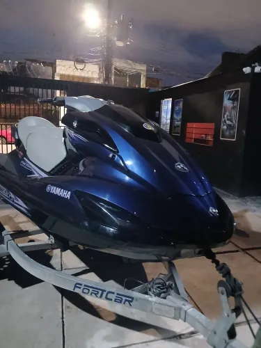 Vendo cota jet-ski 