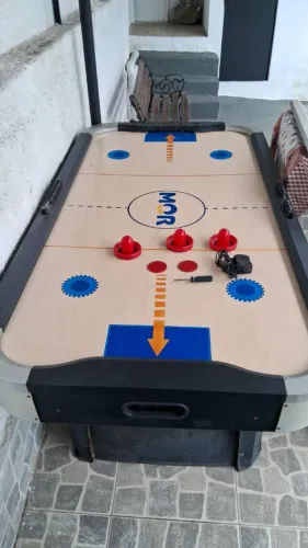 Mesa air game hockey