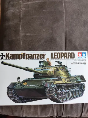 Kit Tamiya Tanque Leopardo escala 1/35