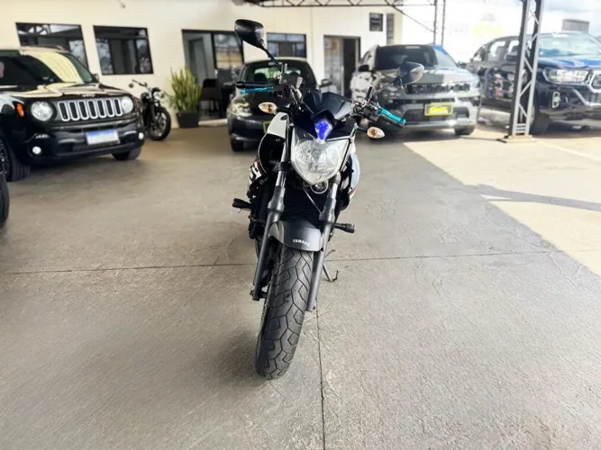 YAMAHA XJ6 N