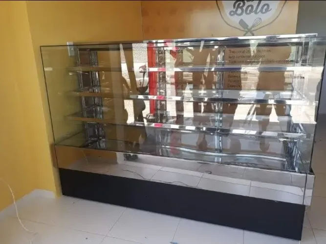Vitrine bolo padaria