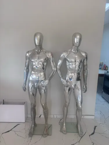 Manequim masculino