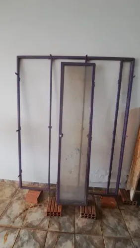 Vitrine e Armário com Divisorias