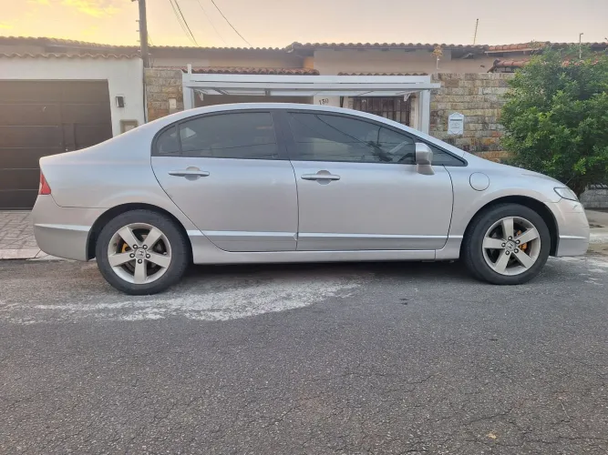 Honda Civic Sedan LXS 1.8/1.8 Flex 16V Mec. 4P 2009