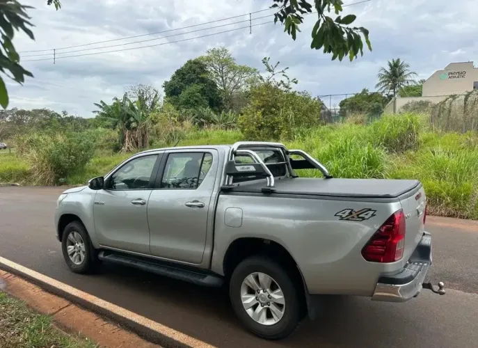 Toyota Hilux CD SRV 4X4 2.8 TDI Diesel Aut. 2018