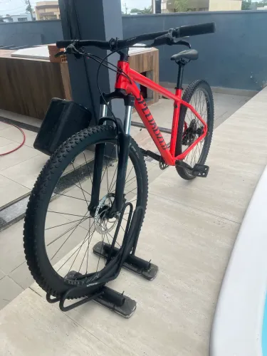 Bicicleta Rockhopper Comp 29 deore 1X10