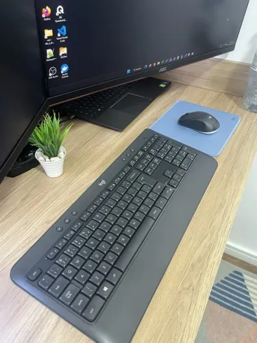 Kit Mouse e Teclado Sem Fio Logitech MK540