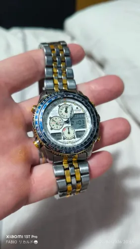 Relógio Citizen C-300 Série ouro