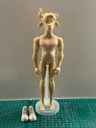 Manny Taur G3 Monster High - Boneco base Custom