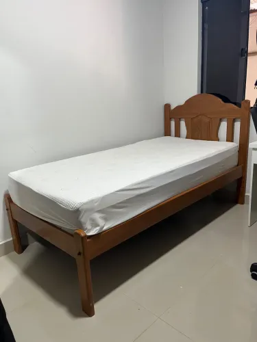 Cama solteirão a venda