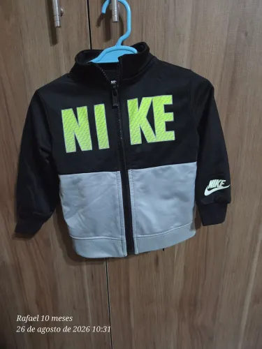 Conjunto de moletom Nike 12 meses