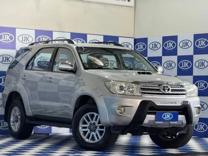 Toyota Hilux SW4 SRV D4-d 4X4 3.0 TDI Dies. AUT 2008