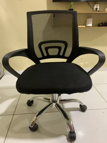 Cadeira de escritório giratória