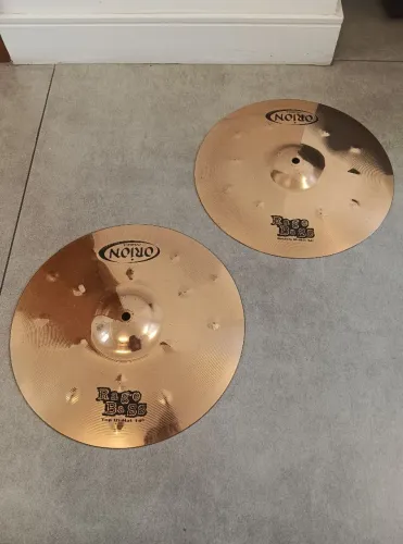 ## Pratos chimbal de bateria Orion Rage Bass 14, bronze B8, perfeitas condições !!!