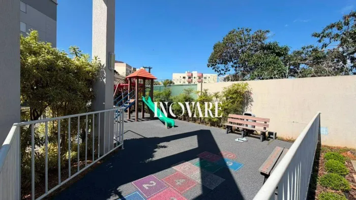 Apartamento com 3 dormitórios para alugar, 84 m² por R$ 3.750/mês - Jardim Finotti - Uberl