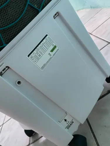 Climatizador de Ar Symphony Hi-Cool i