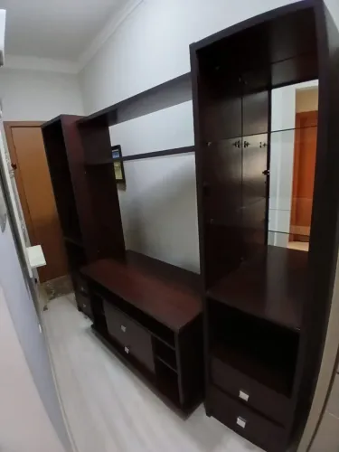 Rack para TV com 2 Torres e 6 Gavetas 