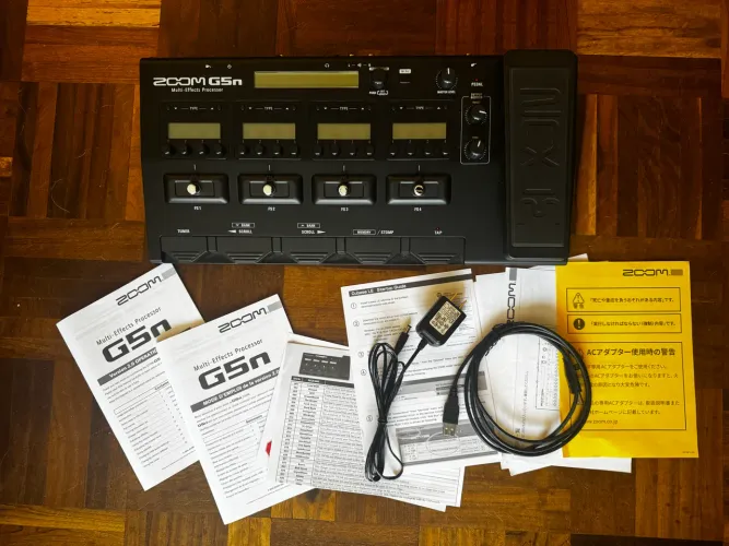 Zoom G5n - Pedaleira multi efeitos