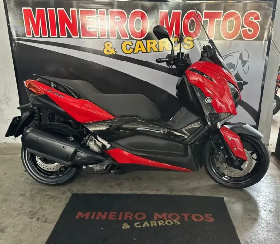XMAX 250 ABS