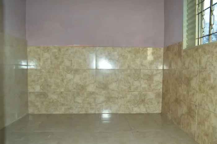 Barracão Aluguel, 1 dormitório, R$700,00, 50 M². Bairro Feliz, Goiânia-Go