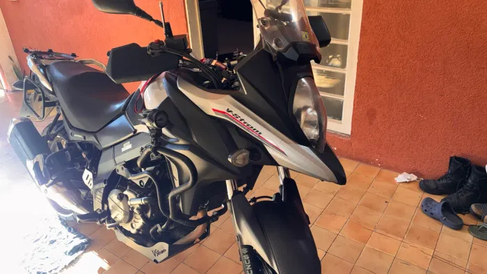 Suzuki V-Strom 650DL 2020 Branca