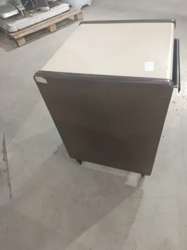 MESA DE RODINHA