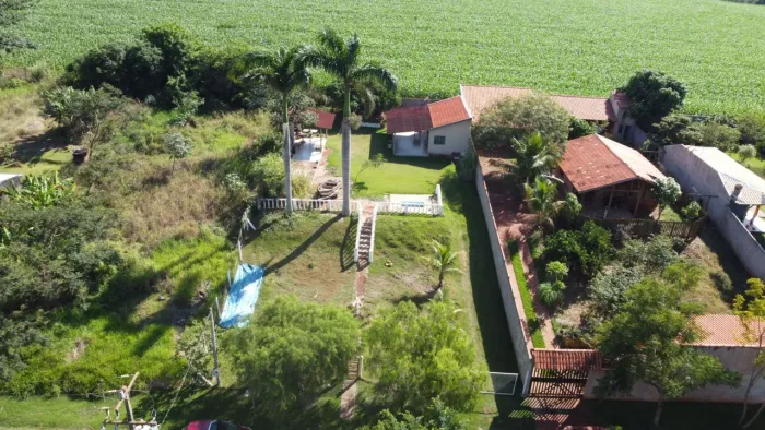 Chácara com 909m² mais Edícula Condomínio Tucunaré em Alvorada do Sul..