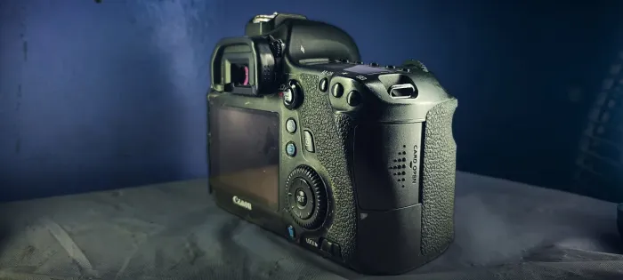 6D Mark 1 