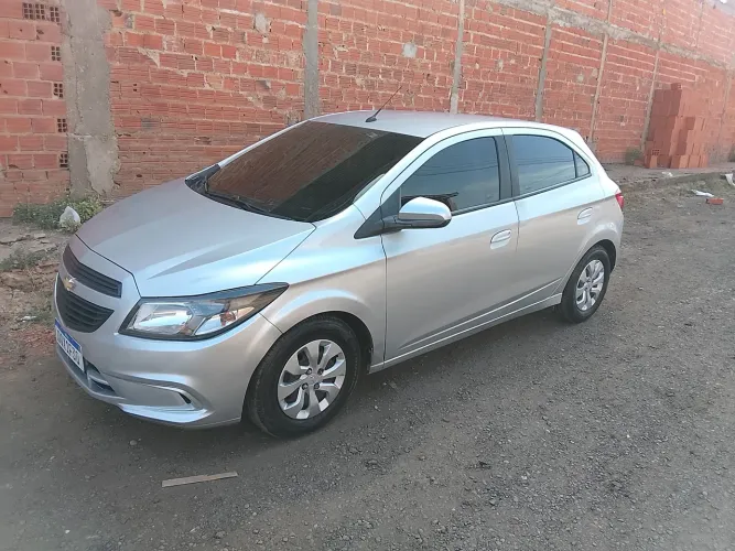 Chevrolet Onix JOY Hatch 1.0 8V Flex Mec. 4P 2019