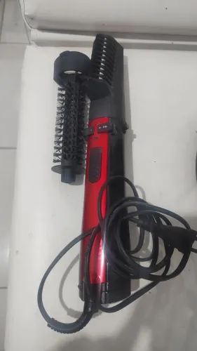 Vence está escova secadora mondial 220v funciona perfeitamente leia a descrição.