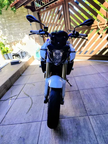 BMW F800R 2015 - 44 mil km - Pneus novos - Revisada