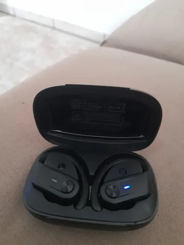 Fone de ouvido esportivo