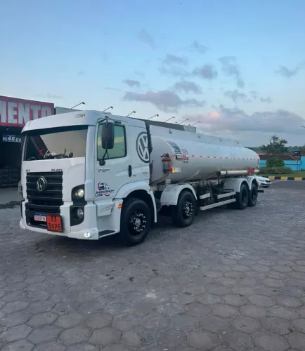 VW 24.280 caminhão tanque
