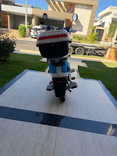 Moto elétrica 1000W 0km com baú