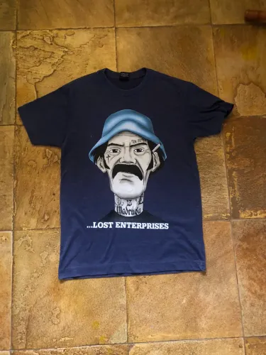 Camiseta Seu Madruga Lost Enterprises