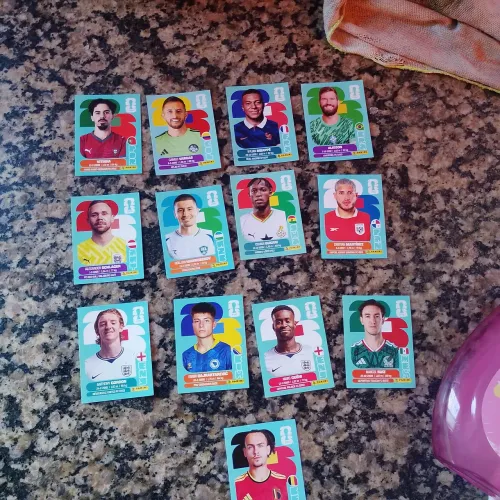 A venda cartinha da copa 2026 killiam mbapé normal recém comprado