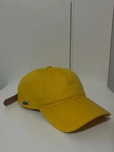 Boné Lacoste Amarelo com Fita de Couro- Original