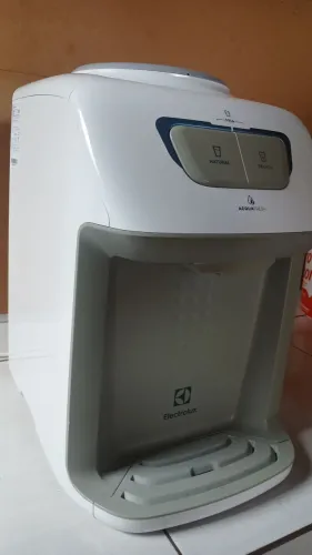 Gelagua elétrico Electrolux