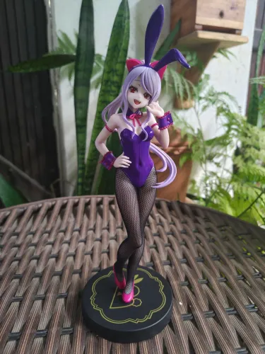 Action Figure Shalltear Overlord BiCute Bunnies (Versão Roxa) Original/Novo