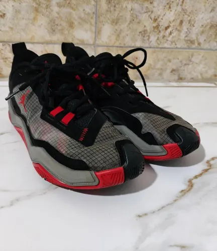 Jordan one take 4 <br>Acompanhando nota fiscal e caixa!<br>R$ 500