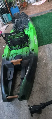 Caiaque com motor