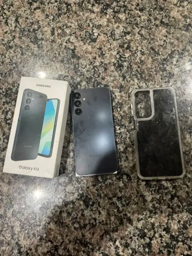 Celular estado de novo A16 256 gigas, aceito troca e cartão