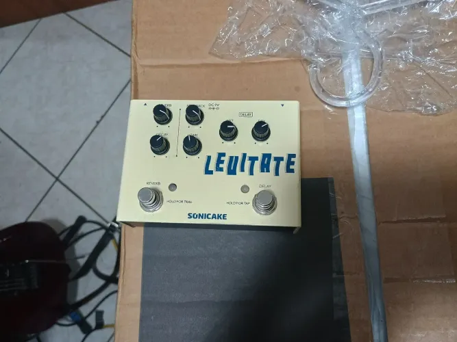 Pedal Levitate Delay Reverb intacto