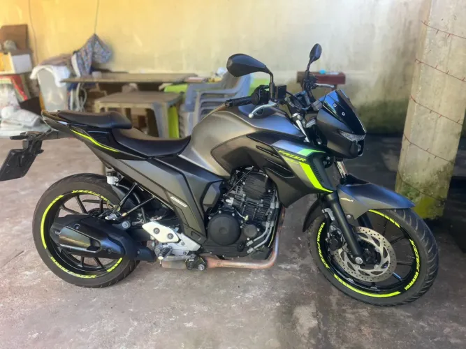 Yamaha Fz25 250