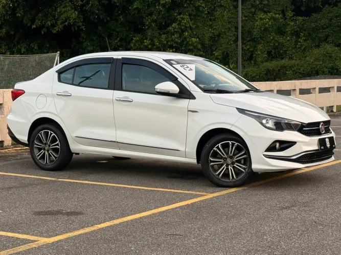 Fiat Cronos Precision 1.8 16V Flex Aut. 2019