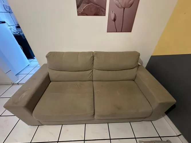 Vende-se sofá