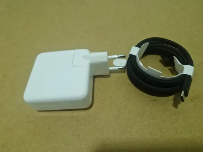 Carregador Fonte 70w Usb-c + Cabo Magsafe 3 Para Macbook