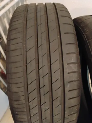 Pneus 235/45r19 Goodyear Wrangler Territory, Taos, Compass, Renegade.  