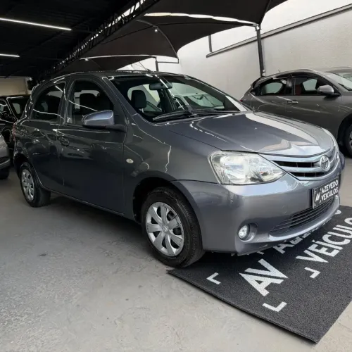 Toyota Etios X 1.3 Flex 16V 5P Mec. 2016